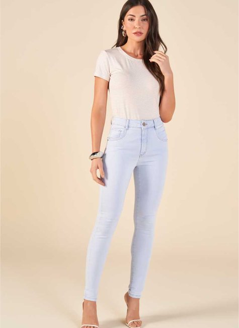 calca skinny clara essencial