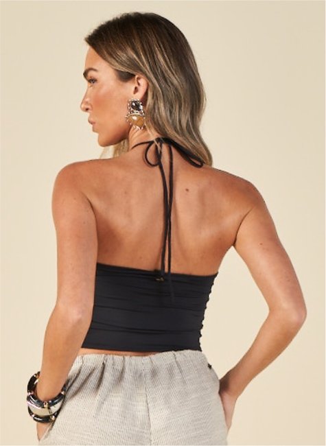 blusa halter contemporanea 1
