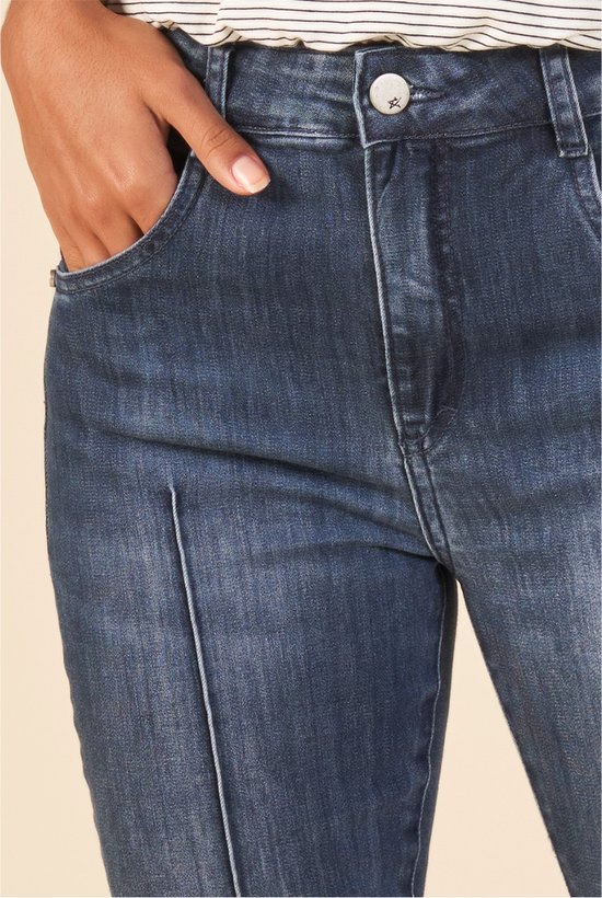 calca jeans skinny com friso frontal 2