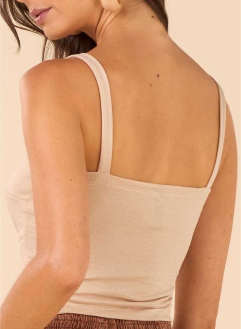 top em malha texturizada com no frontal 2