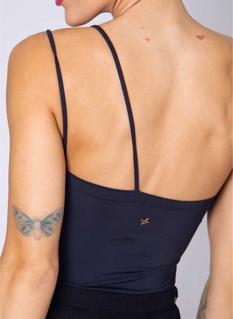 body chic alca com aviamento dourado 6