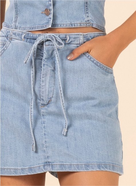 short saia jeans feminino com amarracao e tecido confortavel1